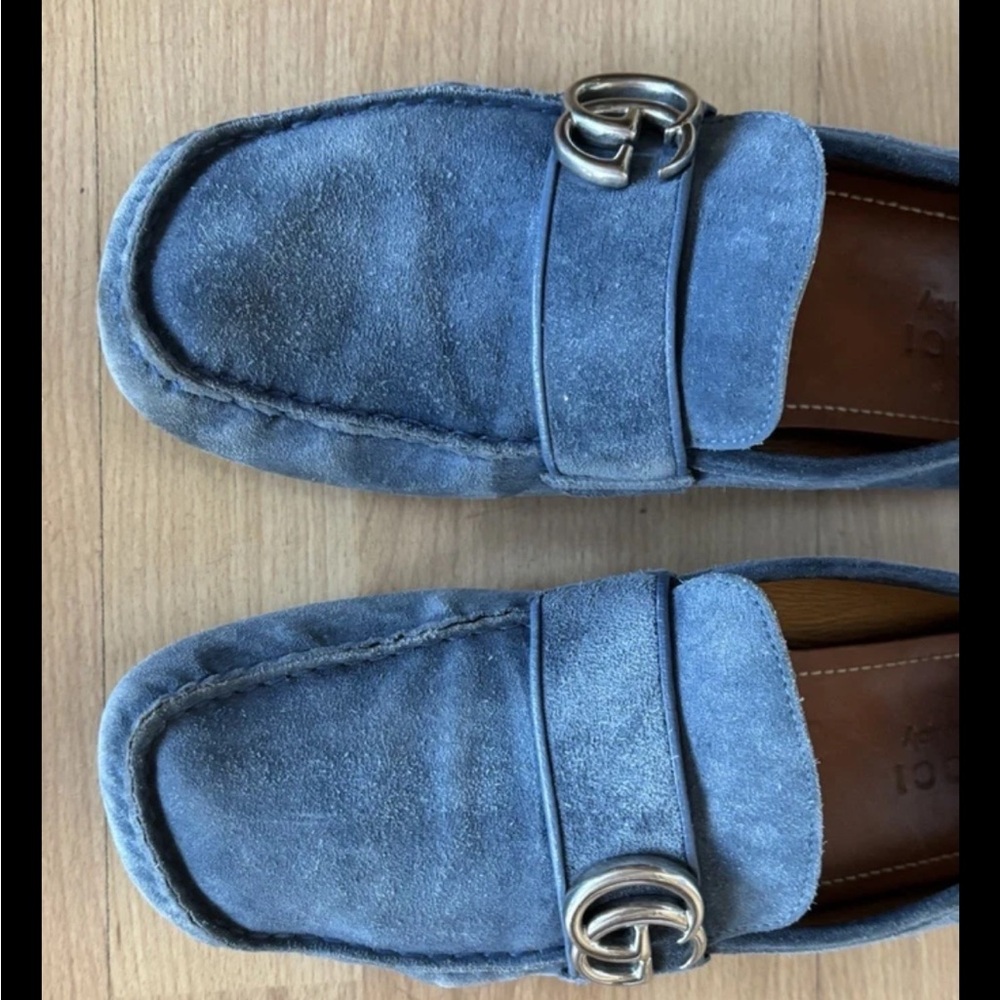 Men US 8.5M Driving Loafers 
Authentication Gucci made in Italy
478768 8 04Z